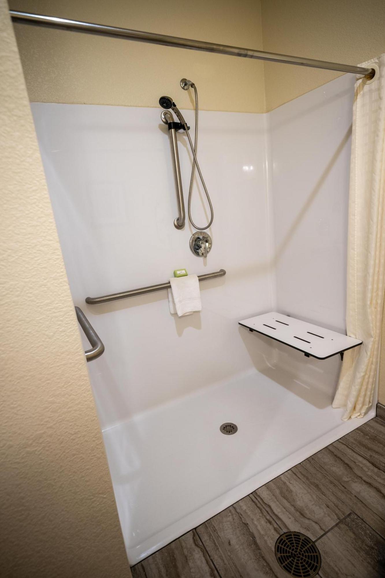 Cobblestone Hotel & Suites - Lamar Εξωτερικό φωτογραφία